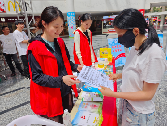 闽侯县民政局开展民政法律法规暨诚信守法主题宣传活动